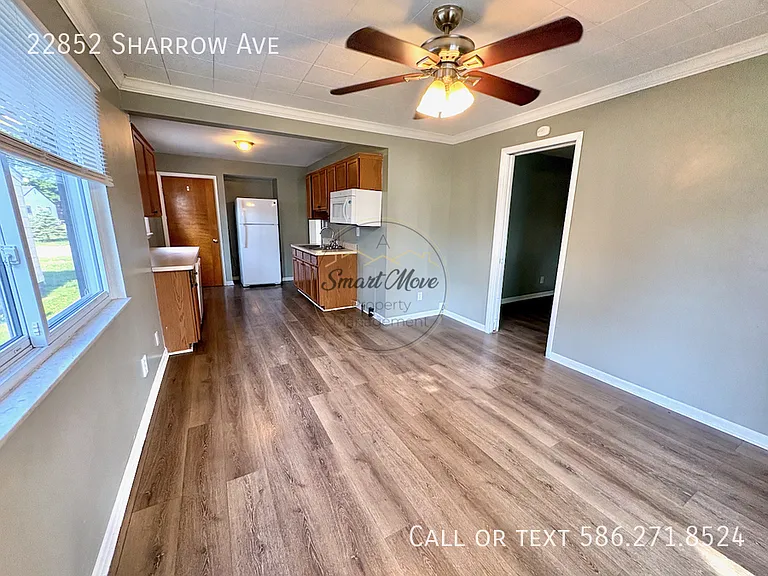 22852 Sharrow Ave — Photo 9