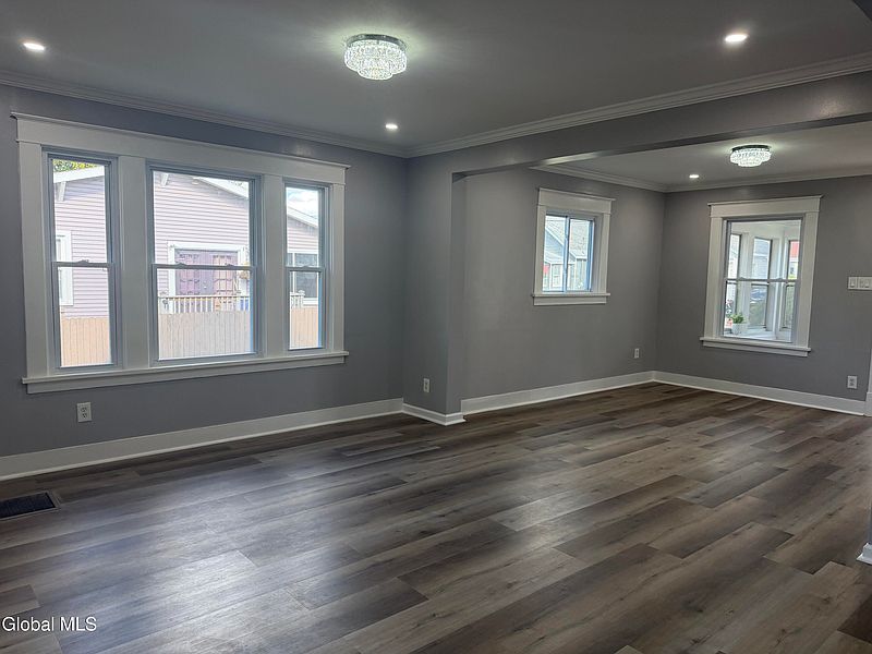 3rd image of 1732 Avenue H