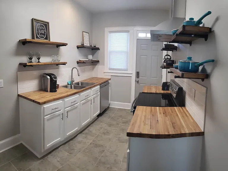 1300 S Court St #1300 — Photo 12