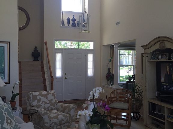 Entry with cathedral ceilings