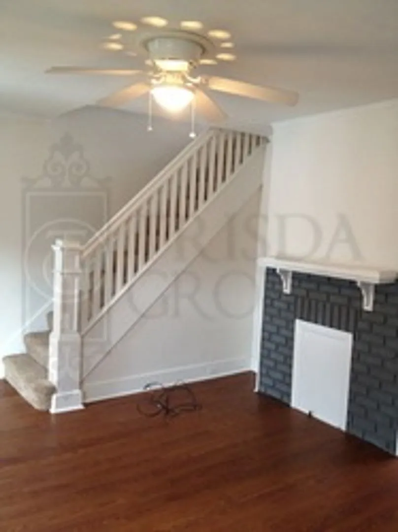 Move In Ready : 2br Single Family Home In Dormont, Garage, Ac, Fenced Yard, W/D, Dw, Pets Ok! — Photo 4