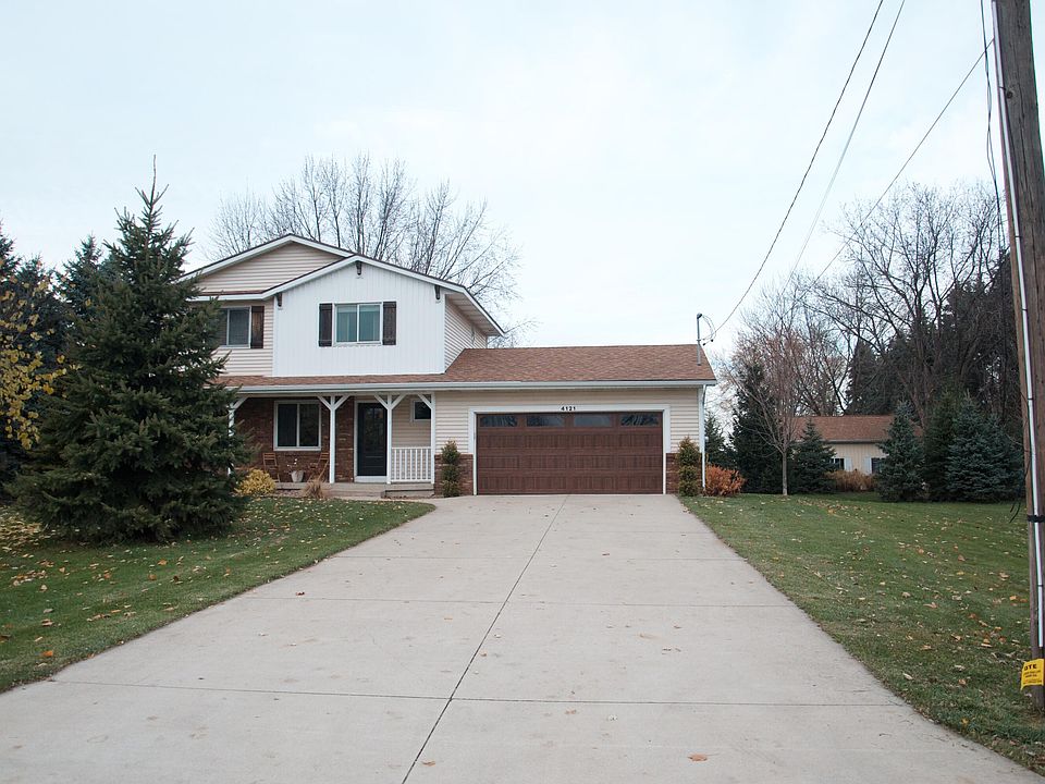 1st image of 4121 Barry St