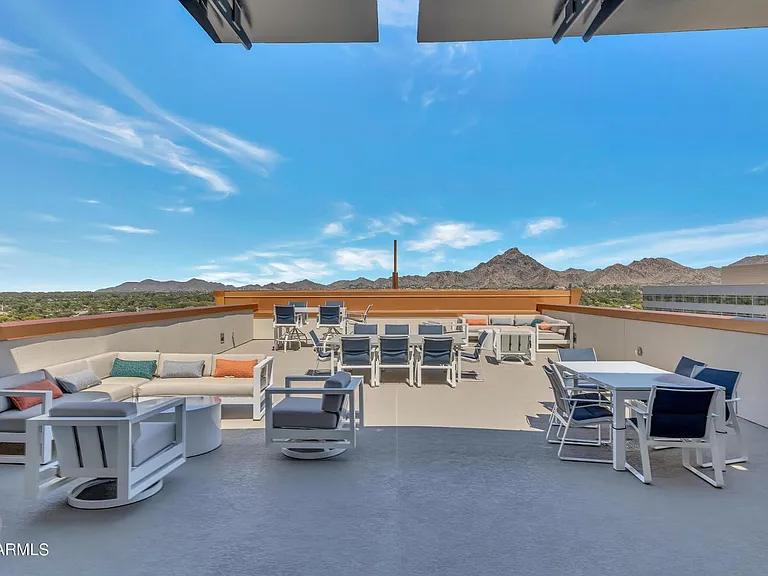 2211 E Camelback Rd #604 — Photo 42