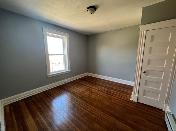 Apartments For Rent in Bristol CT | Zillow