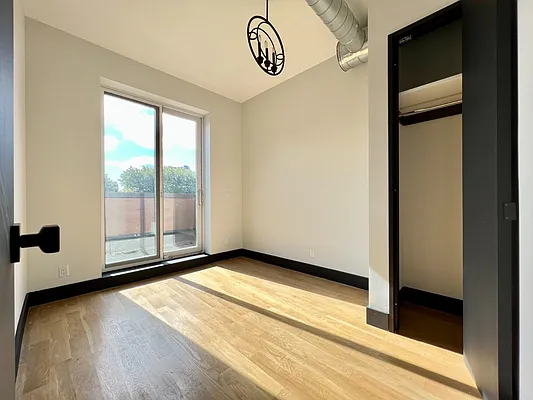 Rented by Zjama Realty Corp | media 4