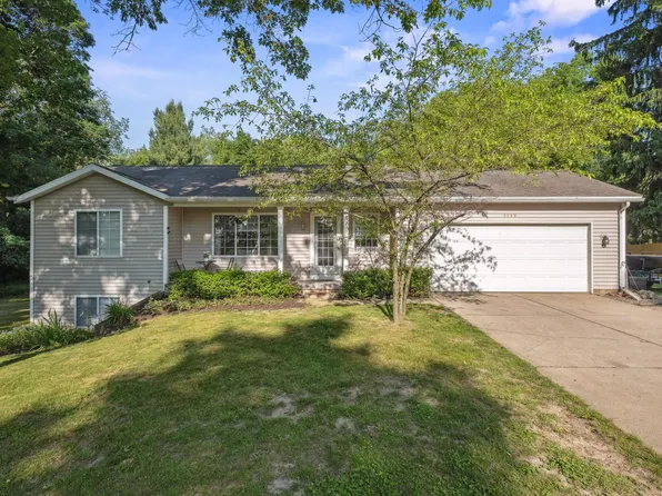 5949 Whitneyville Ave SE, Alto, MI 49302