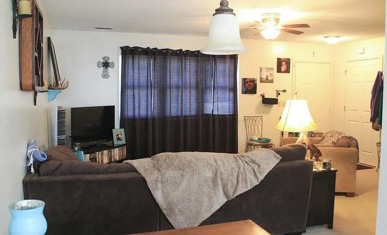 781 Crowell Rd #2 — Photo 4