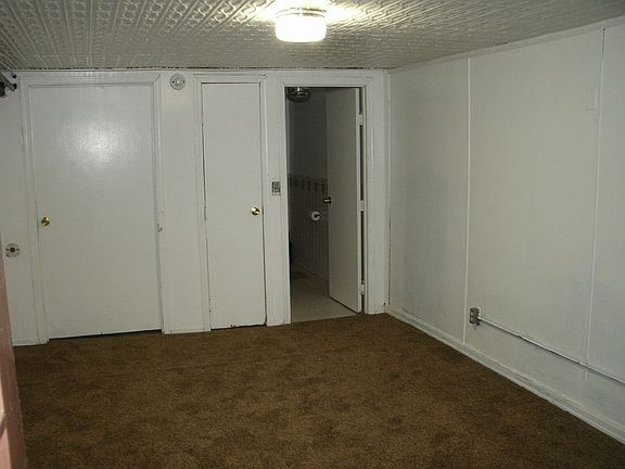 2nd image of 123 E 29th St #2