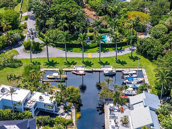 5th image of 3540 N Moorings Way
