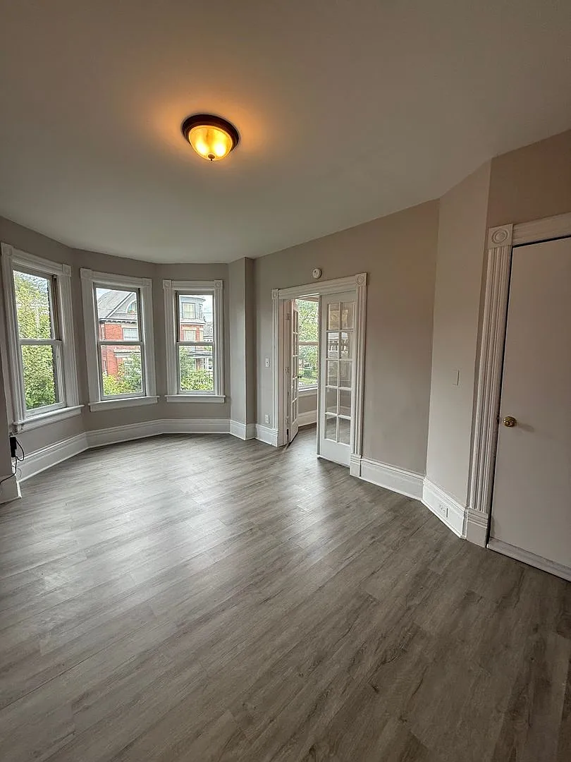 72 Liberty St WH — Photo 1