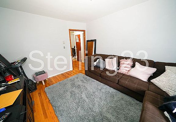 5th image of 9-11 123rd St #1