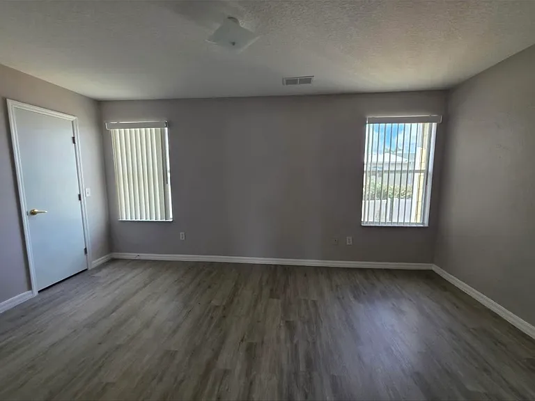 406 Washington Palm Loop #1 — Photo 7