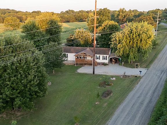 4th image of 1974 Old Fredericktown Rd