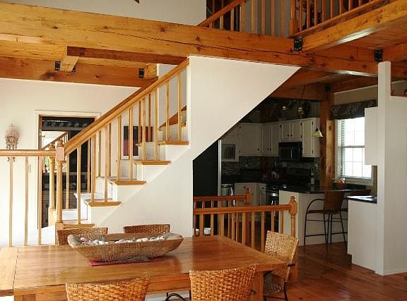 4th image of 807 Heritage Dr
