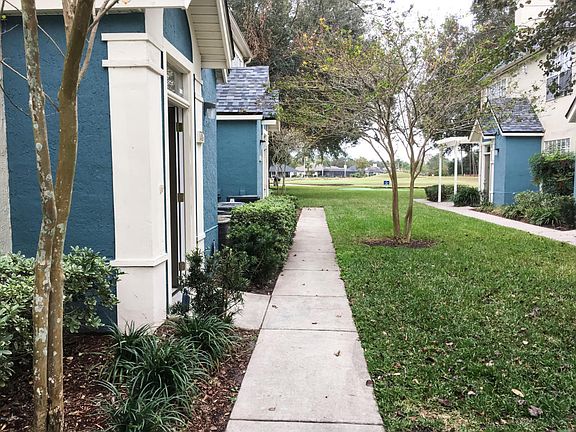 2nd image of 13700 Richmond Park Dr N APT 406