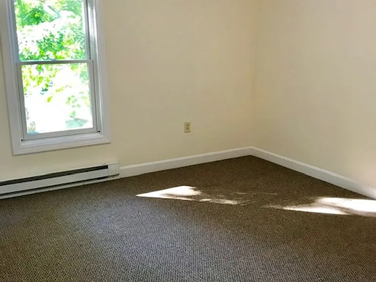 2G Salmon St — Photo 32