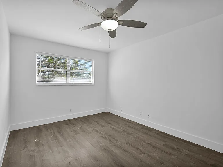 4051 NE 13th Ave #69 — Photo 20