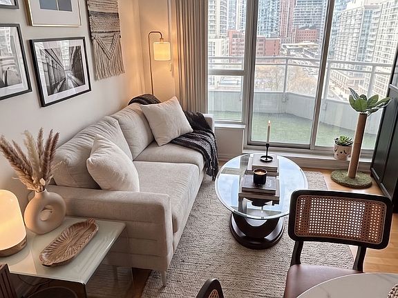 3rd image of 228 Queens Quay W #1501