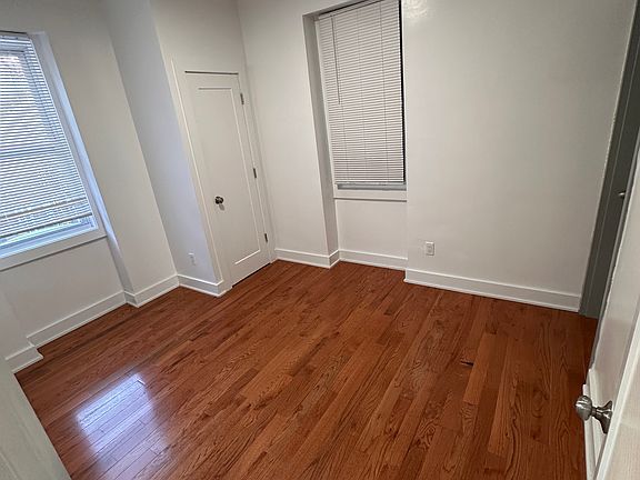 4th image of 14 Touraine Ave #2L