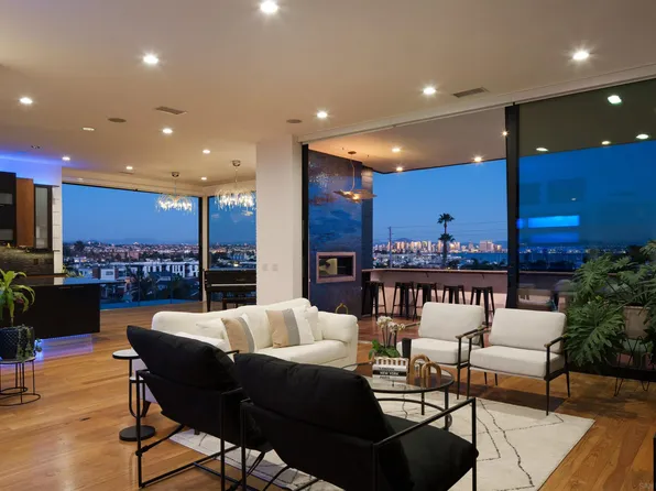 3228 Carleton St, San Diego, CA 92106