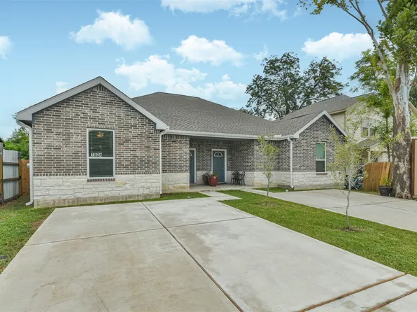 7524 E Maxroy St #A, Houston, TX 77088