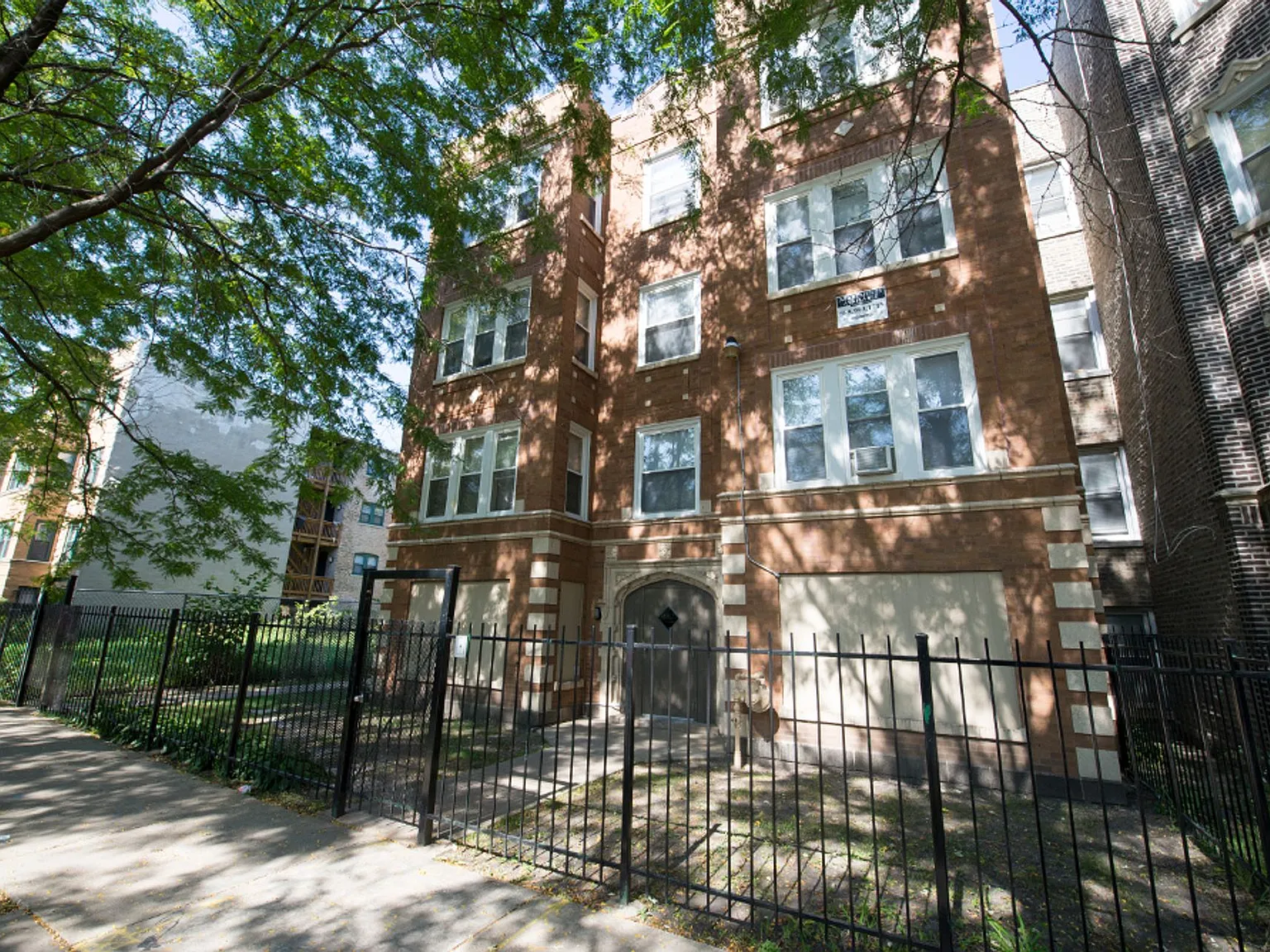 5024 W Quincy — Photo 2