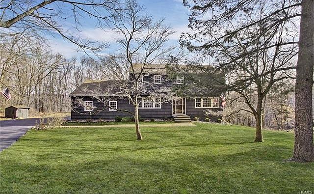 1st image of 30 Lake Dr