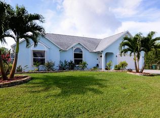 387 SE Cork Rd, Port Saint Lucie, FL 34984