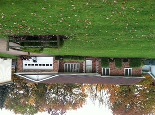 7627 Saint Joseph Rd, Niagara Falls, NY 14304