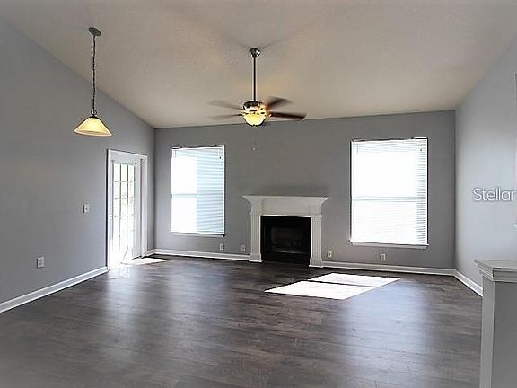 4th image of 17905 Villa Creek Dr #17905