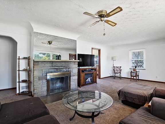 5th image of 517 N Powell Ave