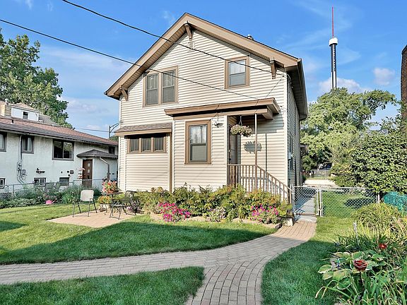 3rd image of 1274 Snelling Ave N