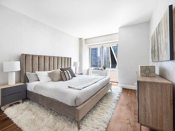 5th image of 301 W 57th St APT 36E