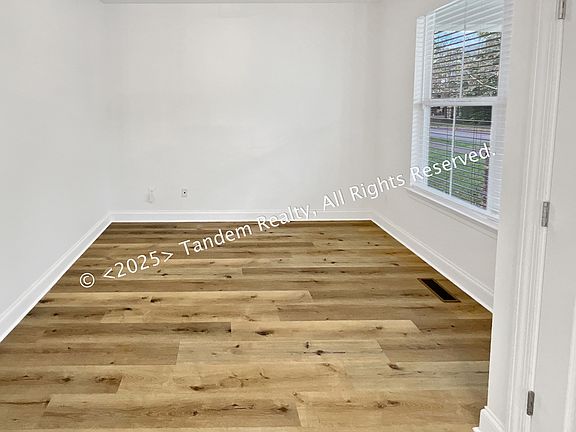 209 Watson View (2)_11182025