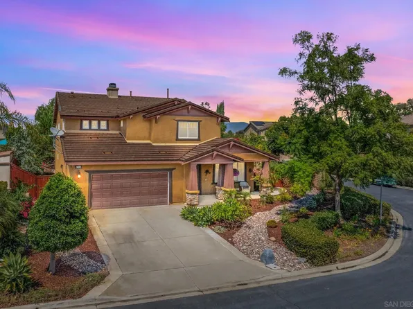 27805 Dogwood Gln, Escondido, CA 92026
