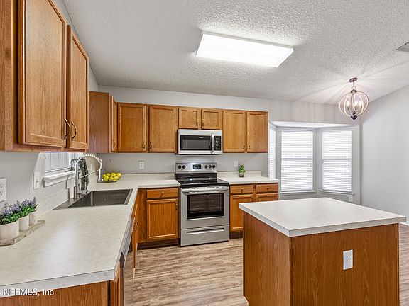4th image of 2759 EAGLE HAVEN Drive