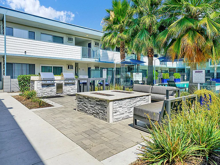 The Cove at West Covina — Photo 4