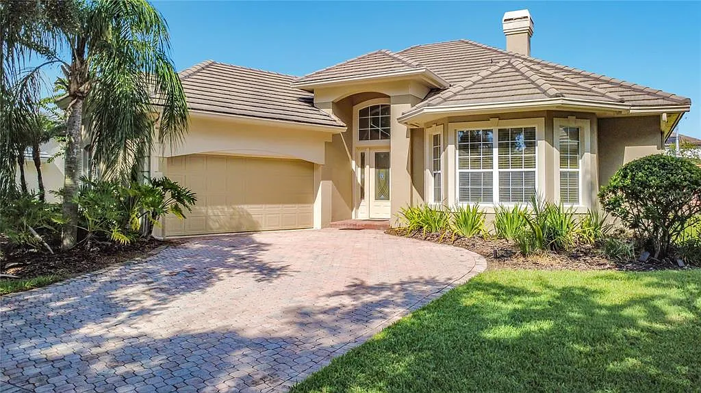 3 bed, 3.0 bath, 2633 sqft, $3,800 — Photo 2