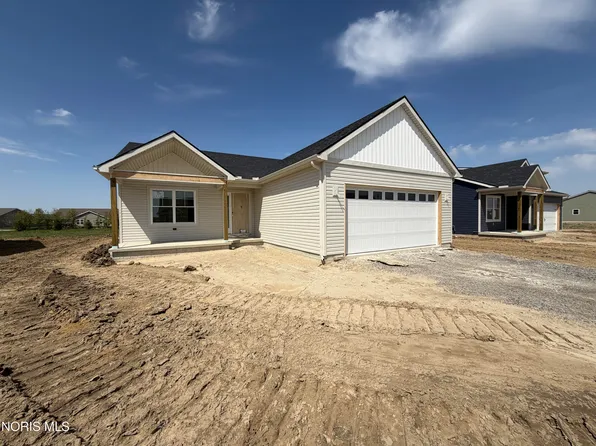 1335 Limerick Ln, Waterville, OH 43566