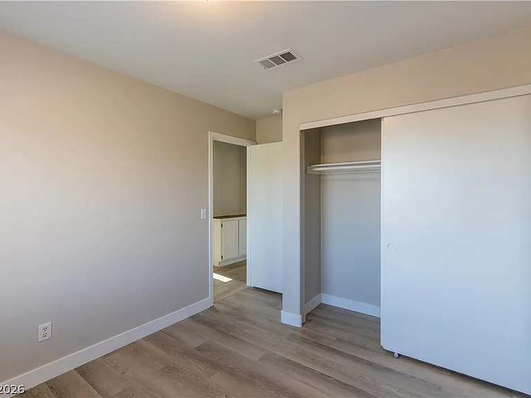 10517 Jeremy Ridge Ave — Photo 20