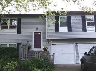 8446 Smethwick Cir, Indianapolis, IN 46256