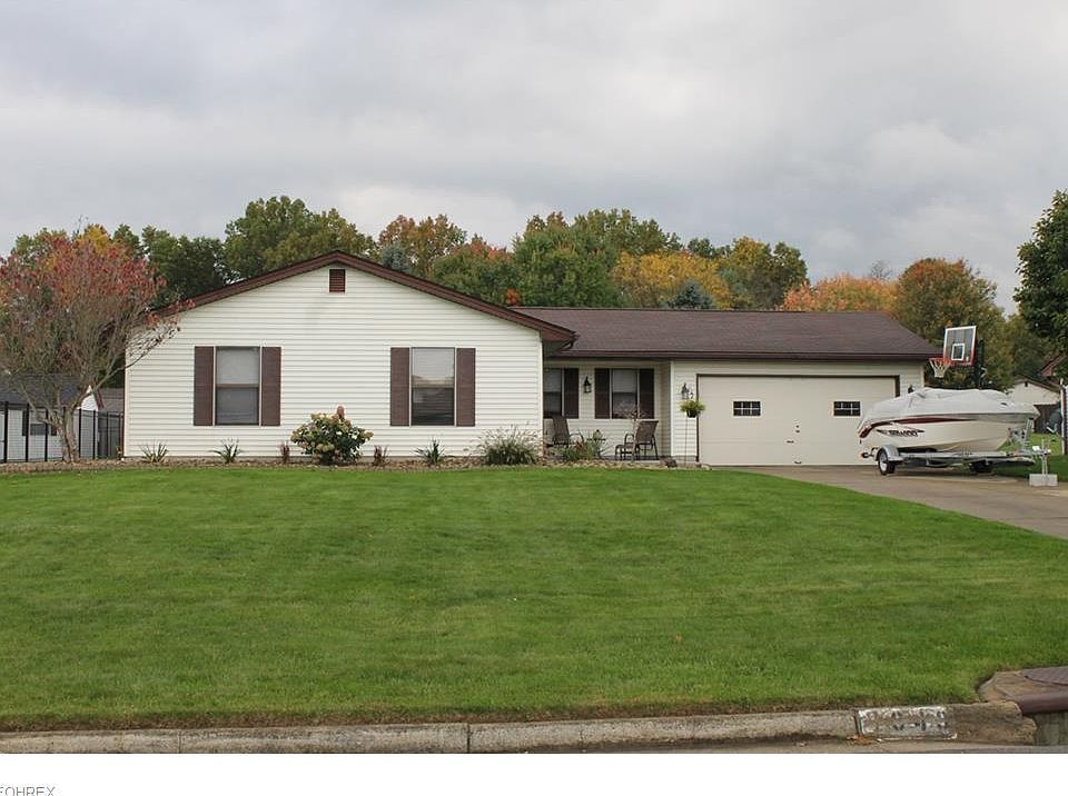 1st image of 1343 Huntington Ct