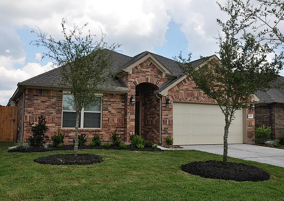 1st image of 15622 Windsor Bluff Dr