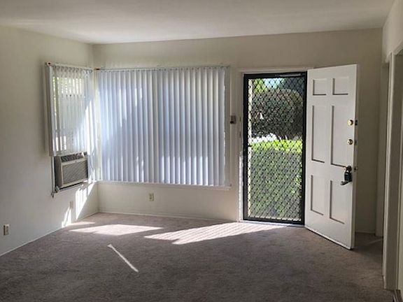 3rd image of 323 W Alameda Ave