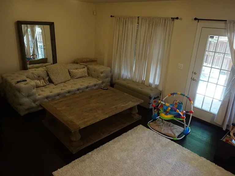 702 Arch Hall Ln — Photo 21