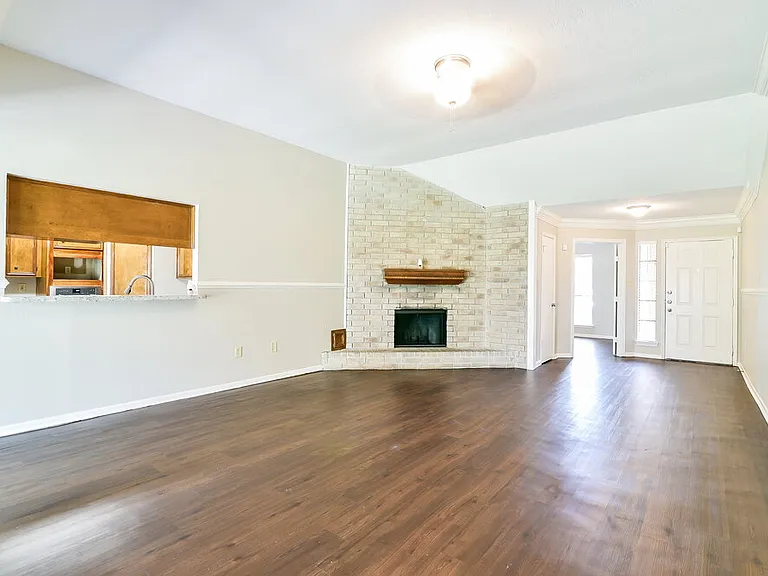 15022 Mulberry Meadows Dr — Photo 2