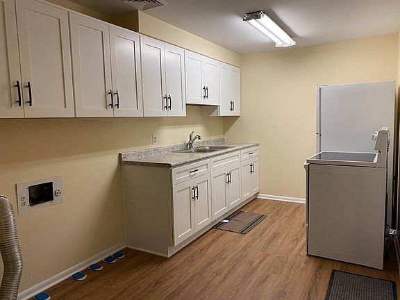 Brand New Kitchen Cabinets