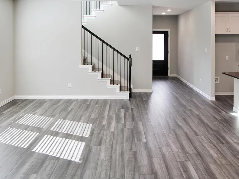 1602 Lannon Ln — Photo 4
