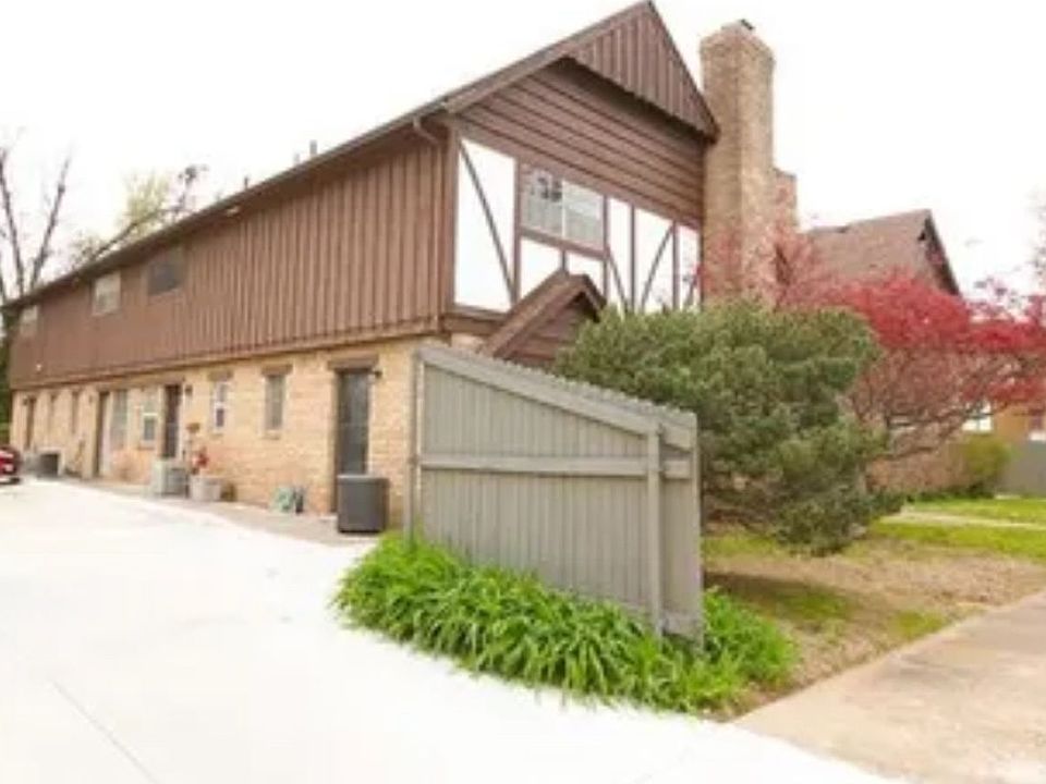 1st image of 3114 E 25th Pl Unit 3