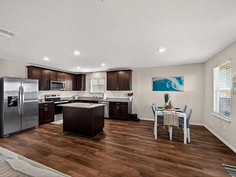 4037 Bermuda Ln — Photo 10